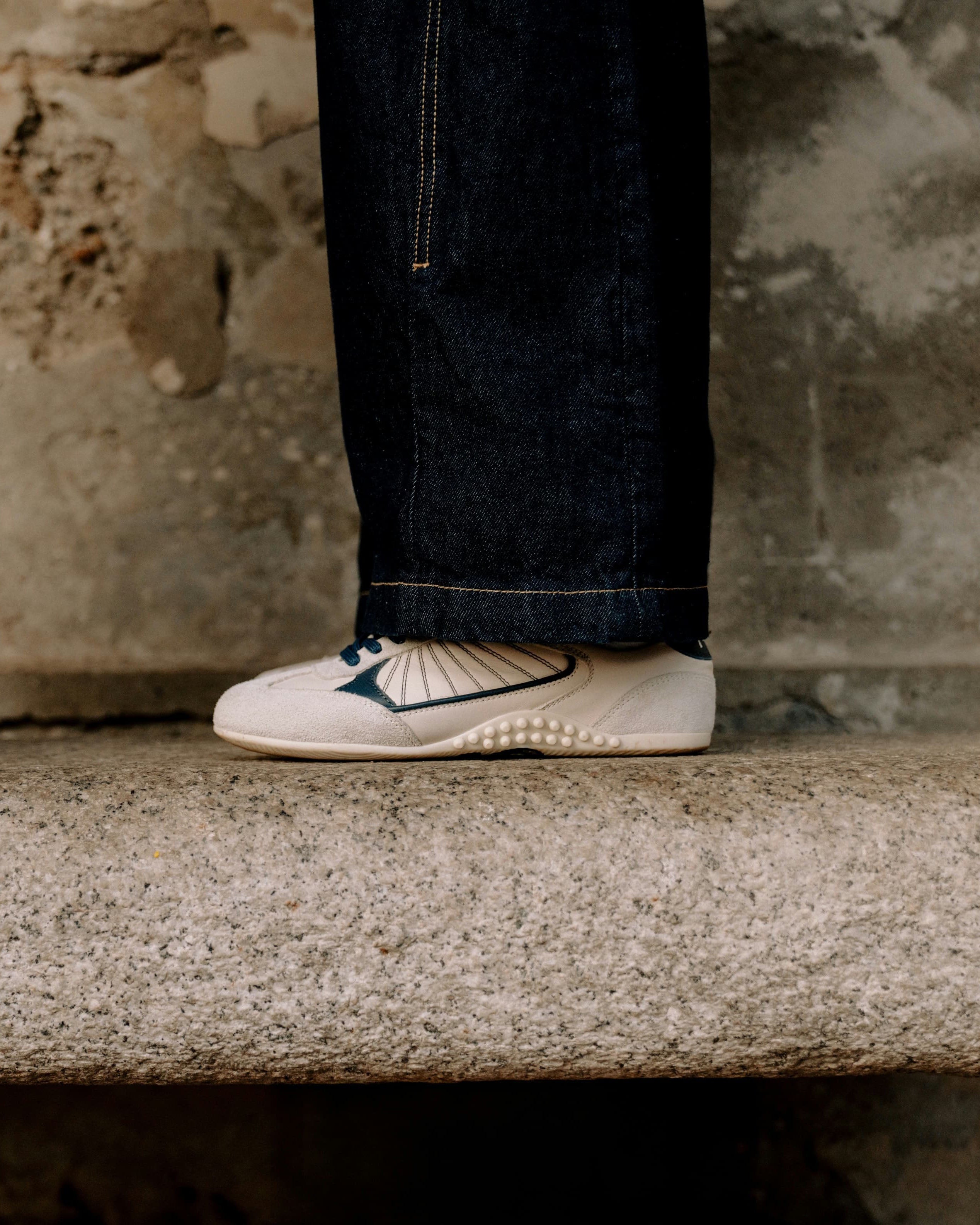 Lisbon Cream Blue