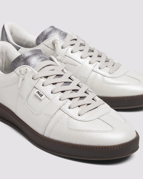 Monza Metal/White