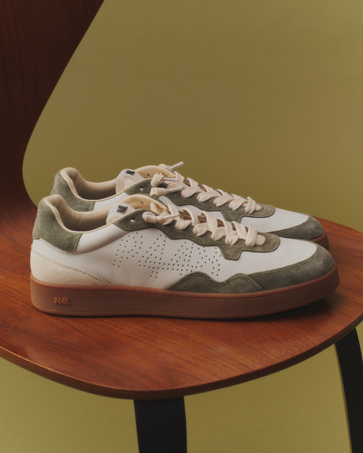 Vert White Olive